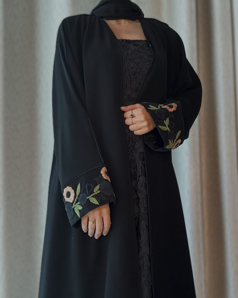 classic abaya Blooming Harmony black