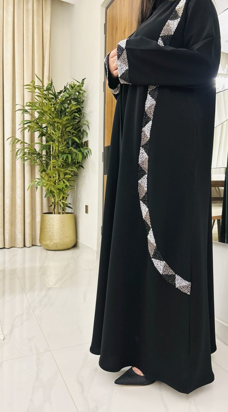 kloosh abaya Beaded Elegance black